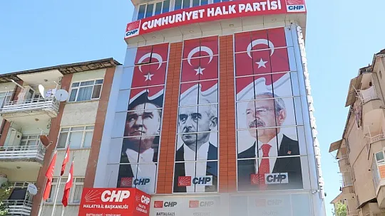 İlçe başkanının ilişiği kesildi
