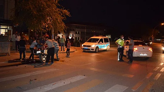 Ters yöne girdi