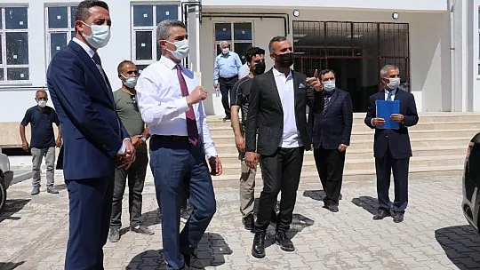 70'e yakın yeni okul