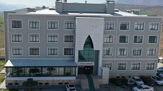 Üniversitelilere yurt desteği