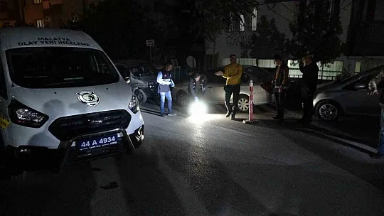 Yolda yürürken vurdular