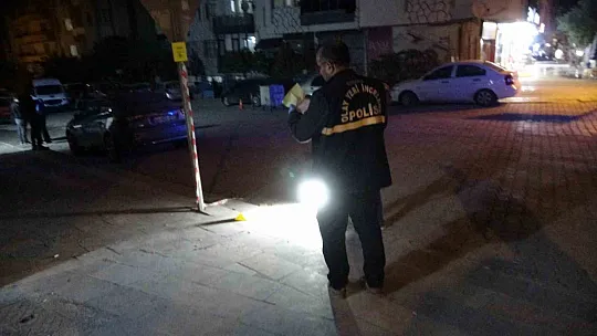 Yolda yürürken vurdular